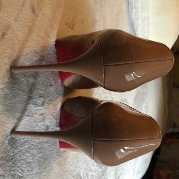 🖕🏽poshmark they kept my authentic shoes - Picture 3 of 6